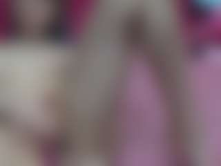 Live cam show with Luxskye - Bedroom Blonde Hair on AdultVida.com