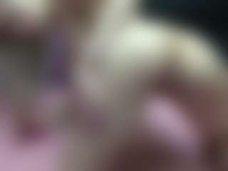 Live cam show with Luxskye - Glasses on SpunkLive