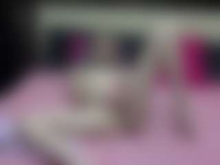 Luxskye's Live Sex Cam Show
