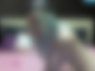 Luxskye's Live Sex Cam Show