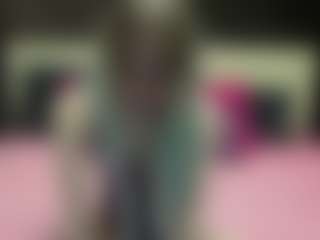 Live cam show with Luxskye - Glasses on Dare Cams