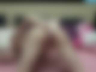 Live cam show with Luxskye - Squirt on EXY