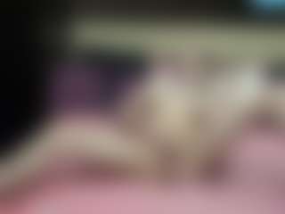 Luxskye's Live Sex Cam Show