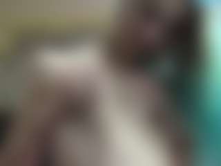 Luxskye's Live Sex Cam Show