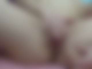 Live cam show with Luxskye - College on AdultVida.com