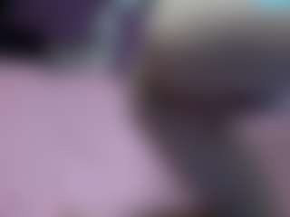 Live cam show with Luxskye - Blue Eyes on AdultVida.com