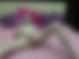 Luxskye's Live Sex Cam Show