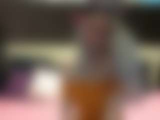 Luxskye's Live Sex Cam Show