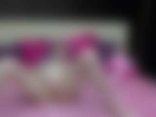 Luxskye's Live Sex Cam Show