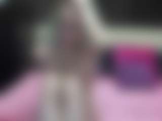 Live cam show with Luxskye - Blonde Hair on Hubzter Live