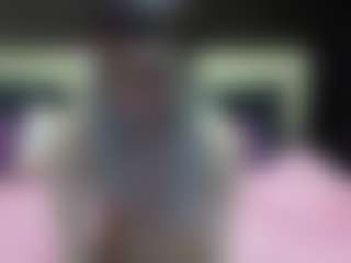Luxskye's Live Sex Cam Show