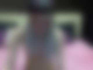 Luxskye's Live Sex Cam Show