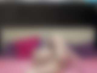 Luxskye's Live Sex Cam Show