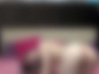 Luxskye's Live Sex Cam Show