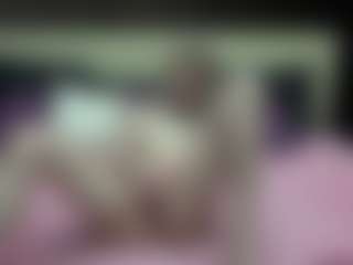 Luxskye's Live Sex Cam Show