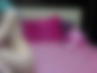 Luxskye's Live Sex Cam Show