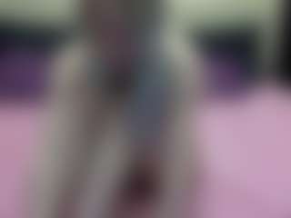 Luxskye's Live Sex Cam Show