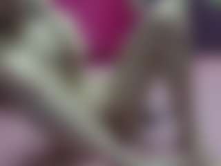 Luxskye's Live Sex Cam Show
