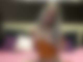 Luxskye's Live Sex Cam Show