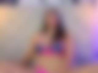 Live cam show with violetasimonz - Brown Eyes on SquirtSoMuch