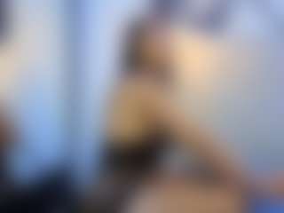 Live cam show with violetasimonz - Glasses on TastyBlacksLive