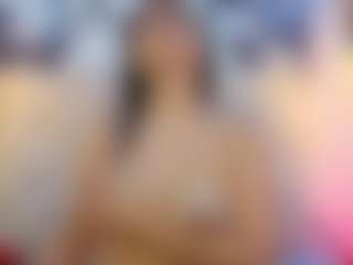 Live cam show with violetasimonz - Flashing on SmokeAndPoke