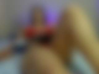 Live cam show with violetasimonz - Bedroom on Streamer API
