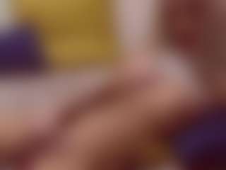 Live cam show with BlondeRyder - Small Ass on Chatstar