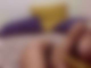 Live cam show with BlondeRyder - Small Ass on SpankPalCams