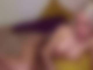 Live cam show with BlondeRyder - Thong on Free Soda