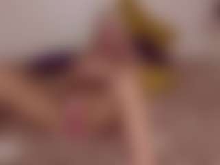 Live cam show with BlondeRyder - Thong on StripNow