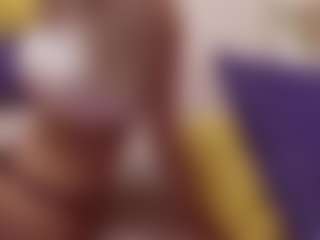 Show in cam erotica live di BlondeRyder