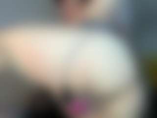 Live cam show with im-criiistal - Lovense Latina on Camsoda | colombia