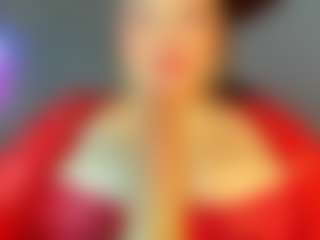 im-criiistal MILF webcam performer live streaming