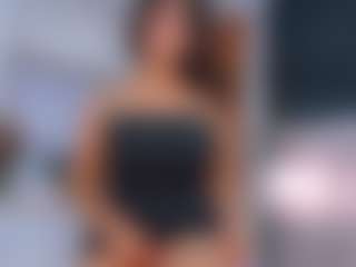 Live cam show with canelaLebran - Shaved Pussy Curvy on Camsoda