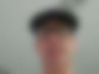 Live cam show with cumzzz2012 - Blowjob on liverealitysex.com