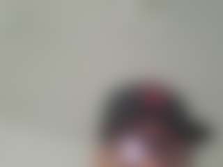 Live cam show with cumzzz2012 - Blowjob on Soda Cam