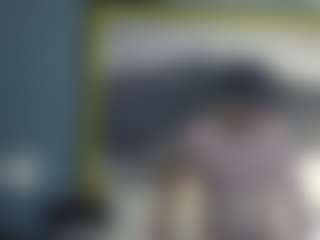 Live cam show with cumzzz2012 - Tease on EXY