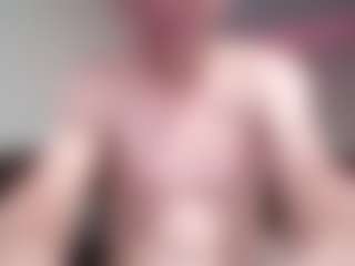 cumzzz2012's Live Sex Cam Show