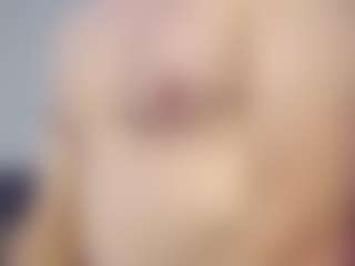 cumzzz2012's Live Sex Cam Show