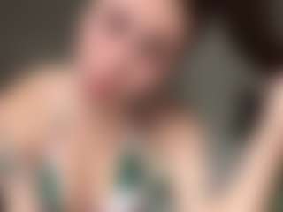 Emily Mills's Live Sex Cam Show