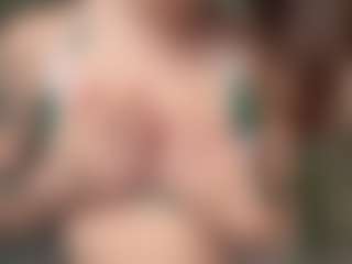 Emily Mills's Live Sex Cam Show