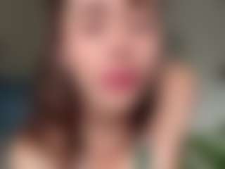 Emily Mills's Live Sex Cam Show