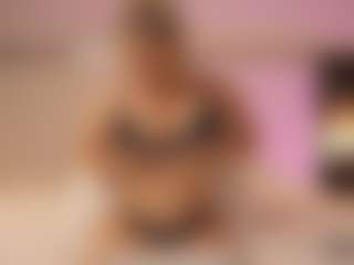 Dr_Barbie MILF webcam performer live streaming