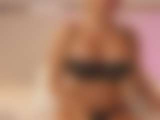 Dr_Barbie MILF webcam performer live streaming