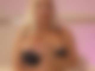Live cam show with Dr_Barbie - Teen (18+) on Camsoda