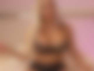 Live cam show with Dr_Barbie - Athletic Spank on Camsoda