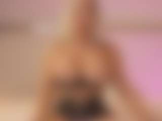 Live cam show with Dr_Barbie - Brown Eyes Blonde Hair on Camsoda