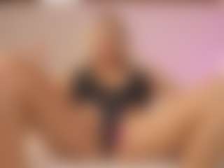 Live cam show with Dr_Barbie - Spank Blonde Hair on CamSextacy