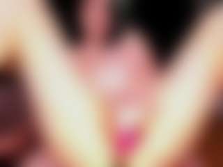 MiraYoung's Live Sex Cam Show